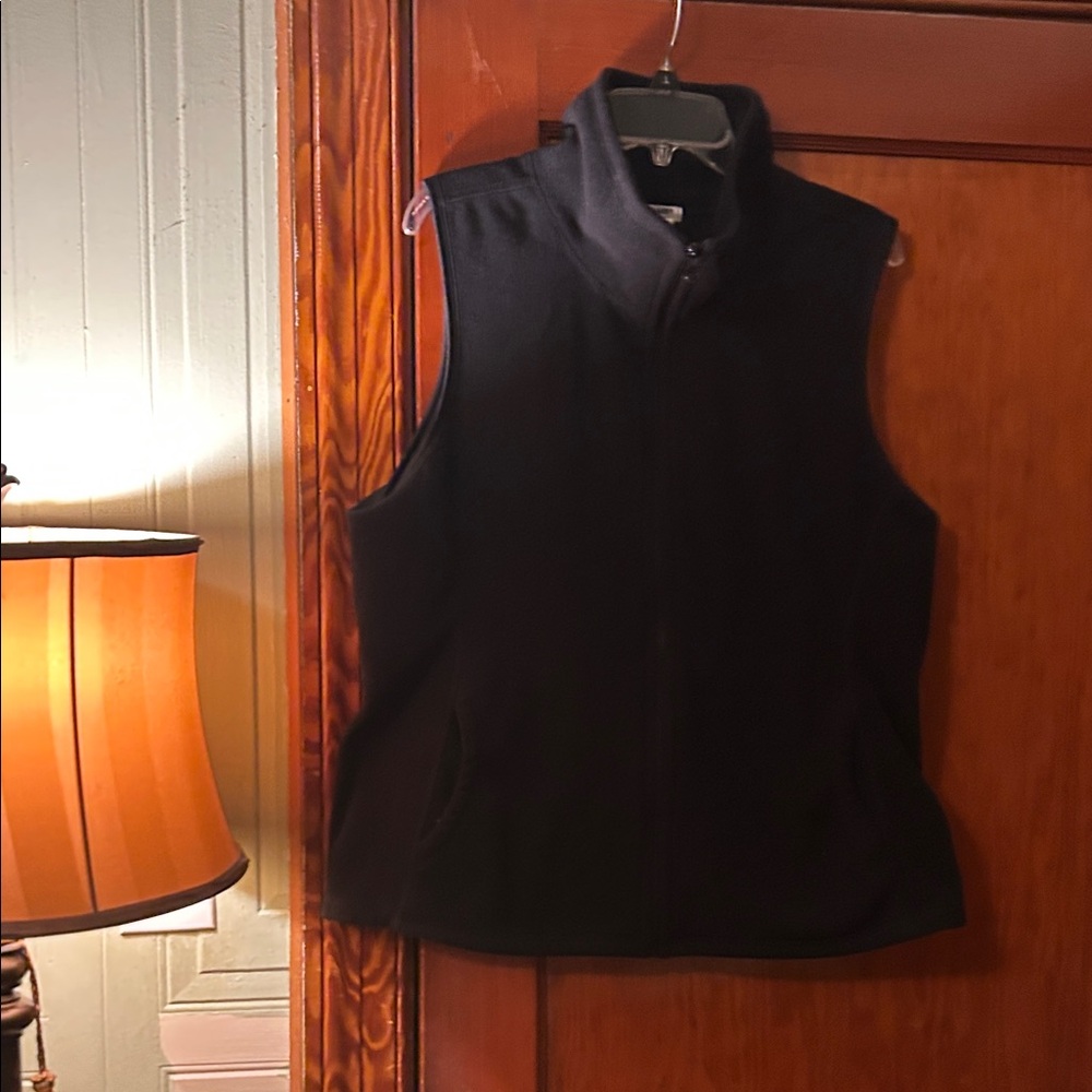 Old Navy Black Fleece Zip-Up Vest